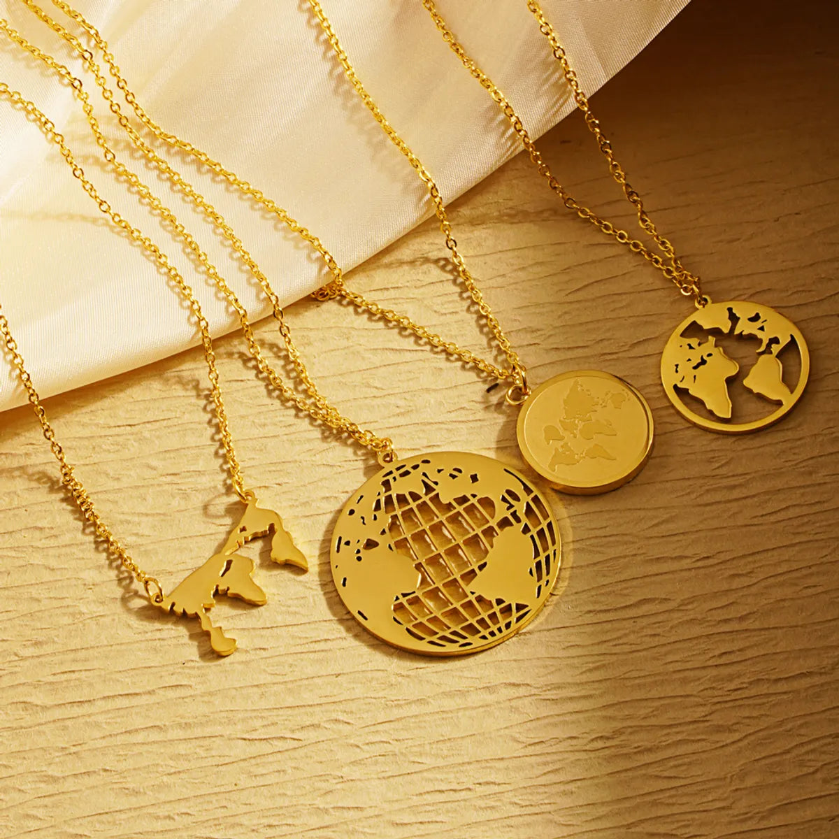 Women’s zodiac necklace-Stainless Steel 18K Gold Plated Simple Style Map Hollow Out Pendant Necklace Necklace