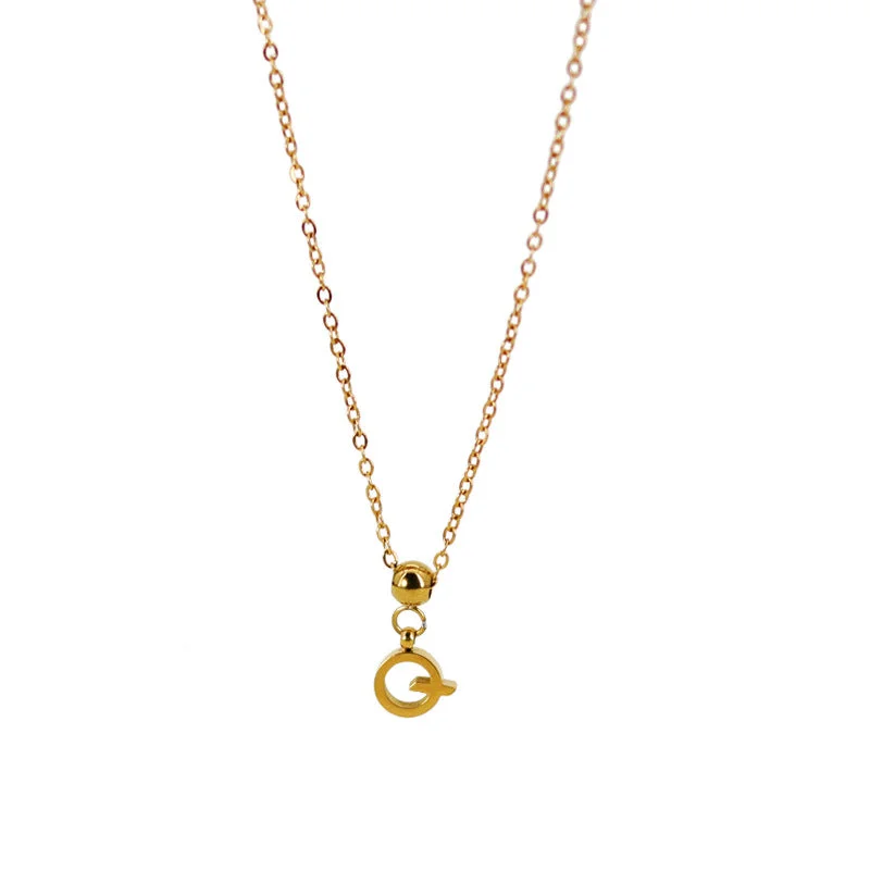 Letter Necklace (Q)