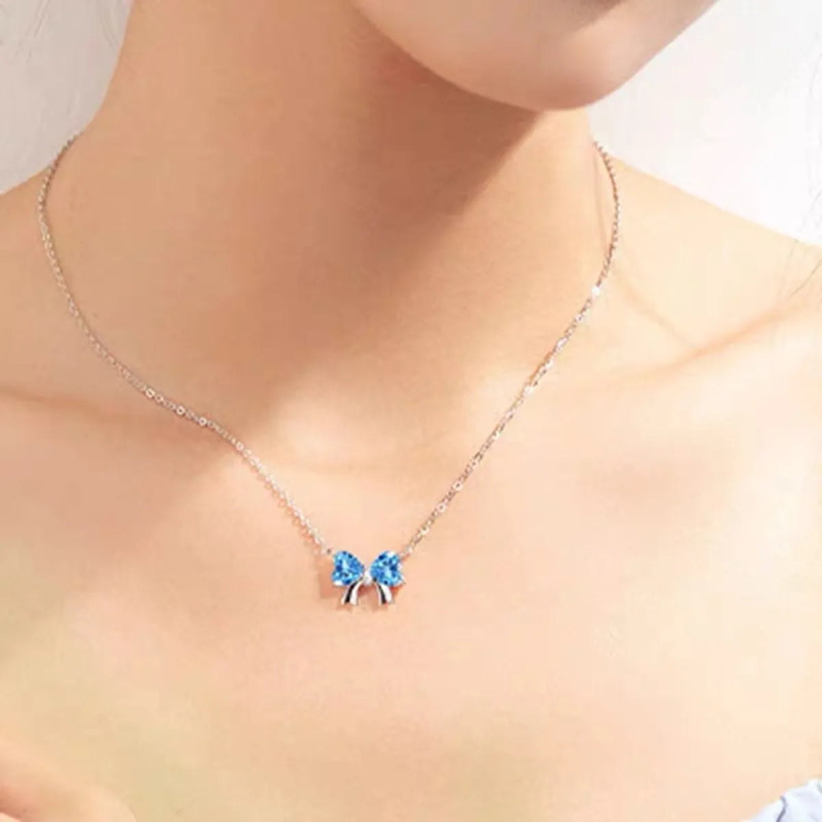 Women’s necklace gift-Simple Style Commute Bow Knot Sterling Silver Inlay Zircon Pendant Necklace