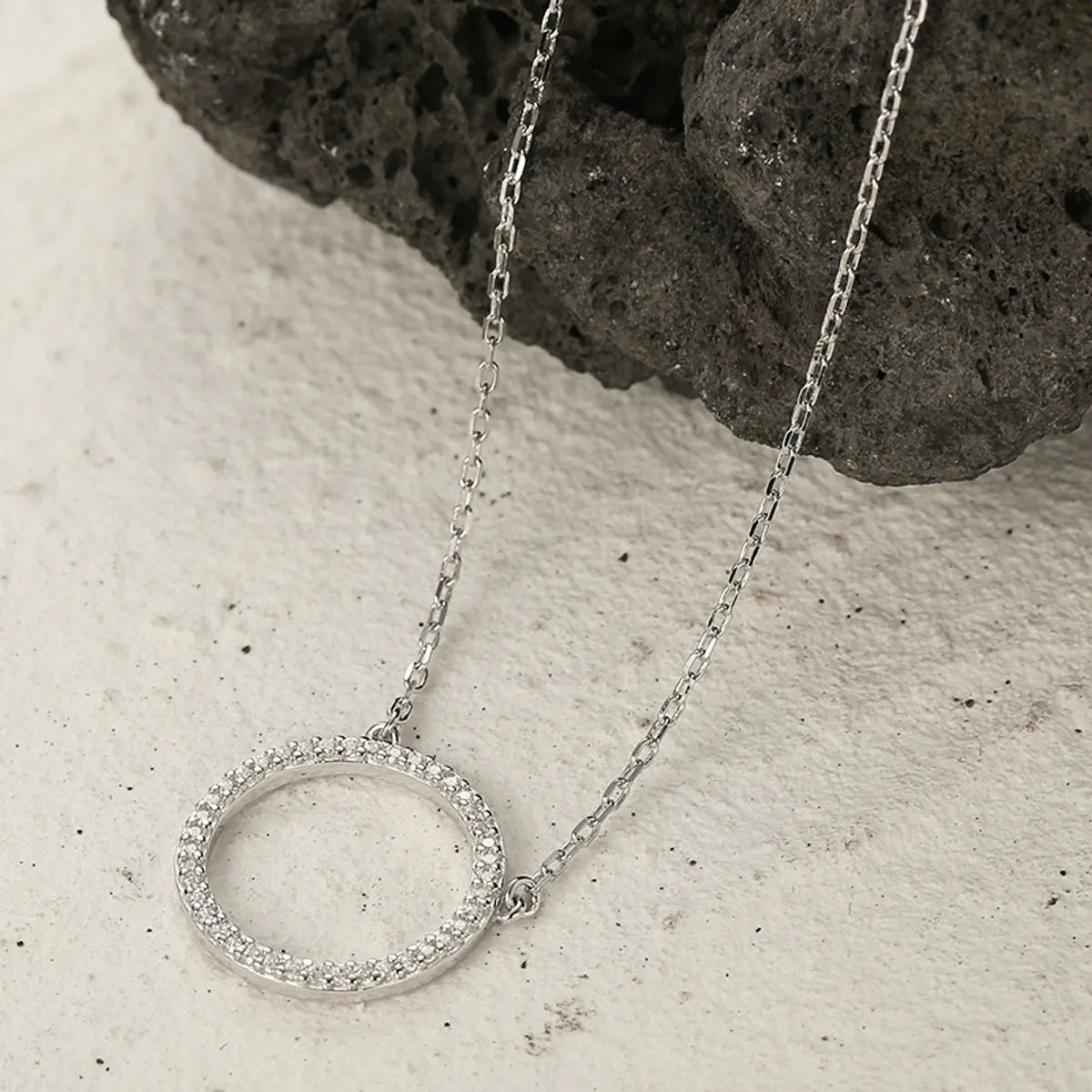 Women’s necklace price-Ig Style Circle Sterling Silver Plating Hollow Out Inlay Zircon White Gold Plated Pendant Necklace