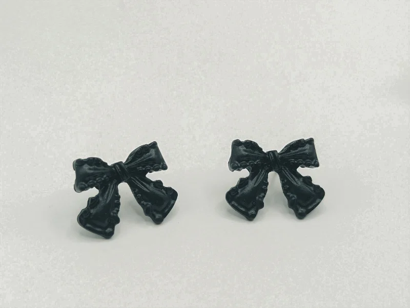 Women's luxury diamond earrings-Adorable Black Bow Earrings