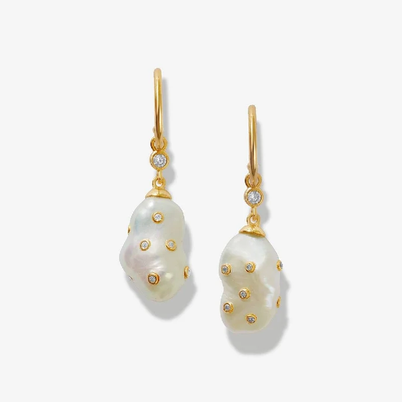 Women's wedding stud earrings-Hentley pearl earrings