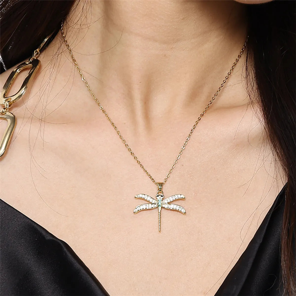 Women’s crystal necklace-Stainless Steel Titanium Steel Elegant Simple Style Dragonfly Plating Inlay Zircon Pendant Necklace