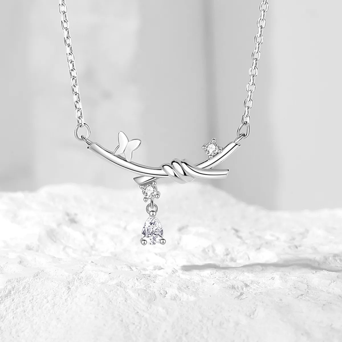 Women’s necklace design-Casual Modern Style Commute Knot Butterfly Sterling Silver Polishing Plating Inlay Zircon Necklace