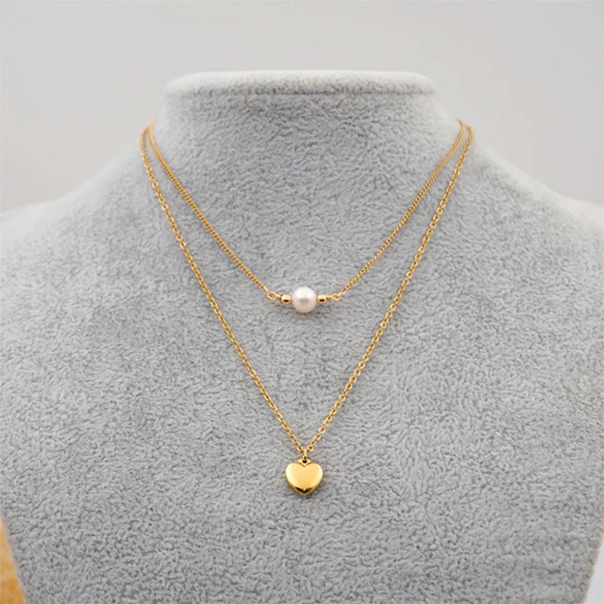 Women’s romantic gift necklace-Titanium Steel Gold Plated Simple Style Heart Shape Inlay Artificial Pearls Double Layer Necklaces Sweater Chain