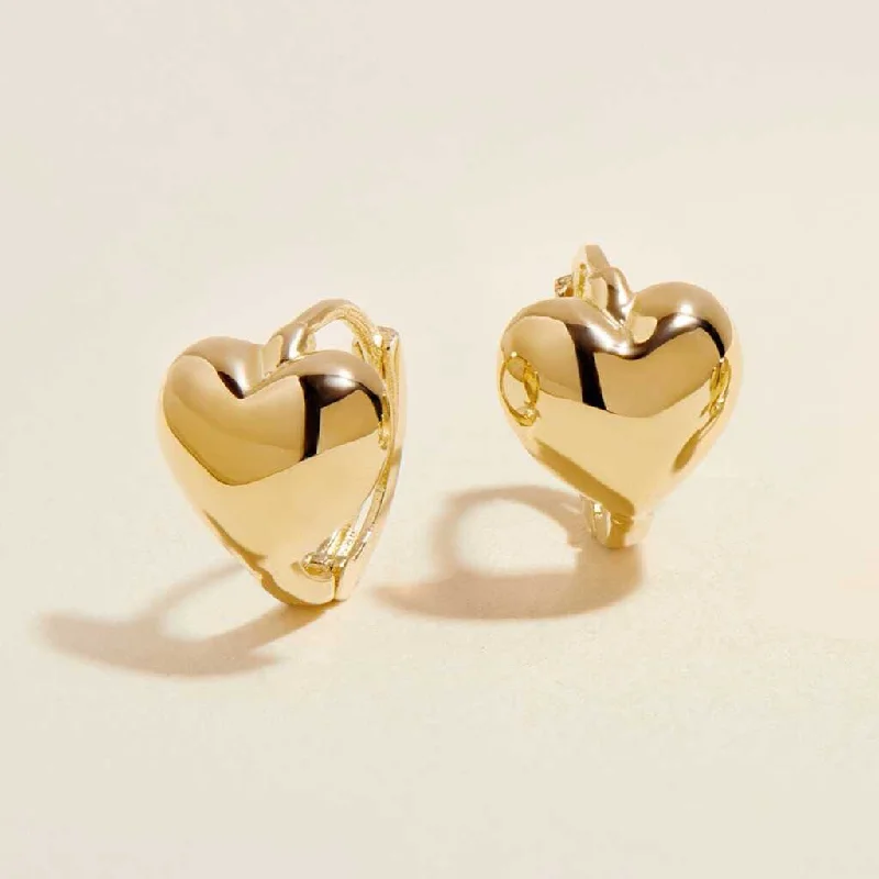 Women's bold statement earrings-Bae heart midi huggie earrings