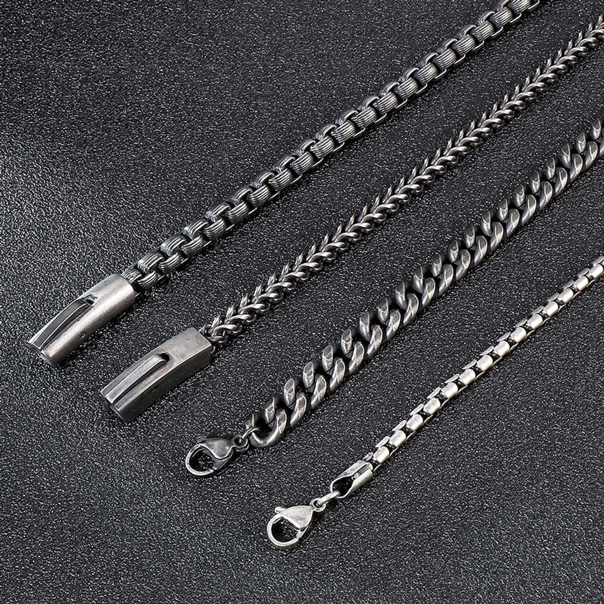 Women’s custom jewelry necklace-Hip-Hop Retro Geometric Solid Color Titanium Steel Plating Chain Men'S Necklace