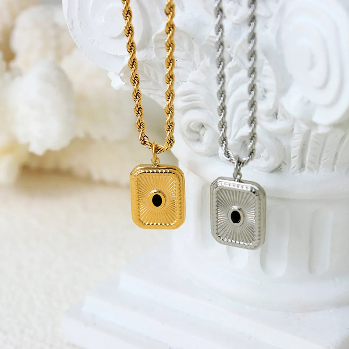 Women’s boutique necklace-Wholesale Retro Square Titanium Steel Plating Inlay 18k Gold Plated Acrylic Pendant Necklace