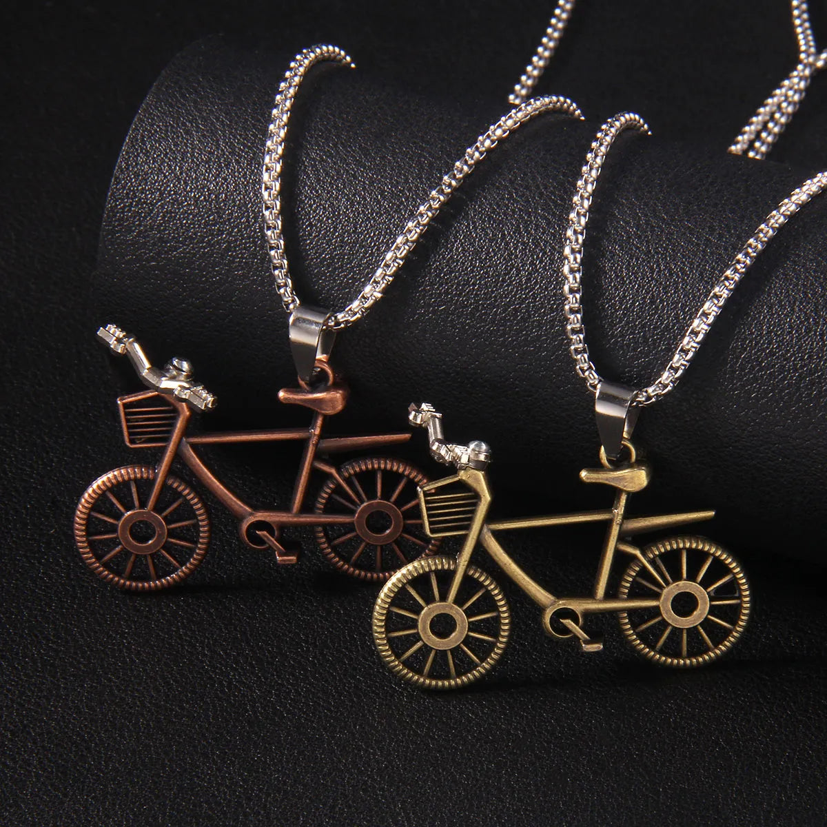 Women’s designer necklace-Vintage Style Bicycle 201 Stainless Steel Zinc Alloy Unisex Pendant Necklace