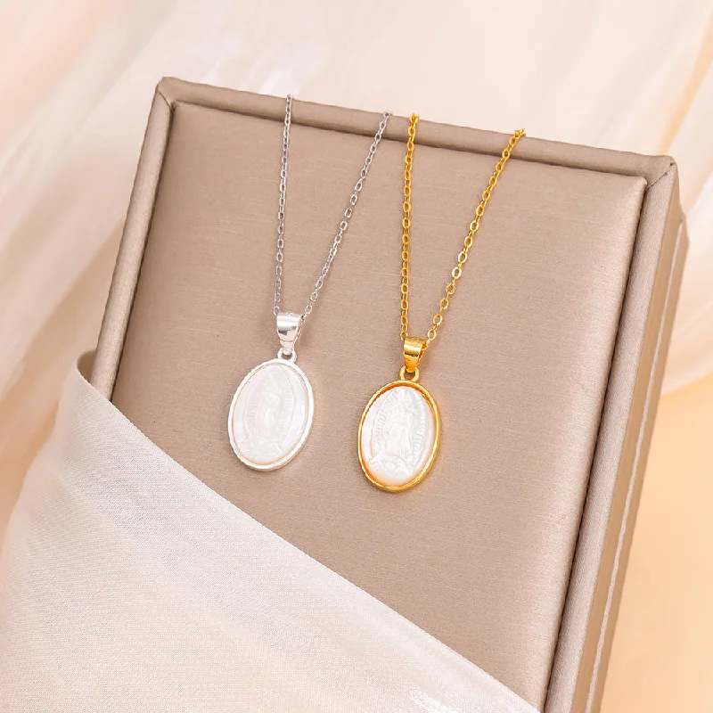 Women’s charm pendant necklace-Elegant Oval Sterling Silver Silver Plated Pendant Necklace