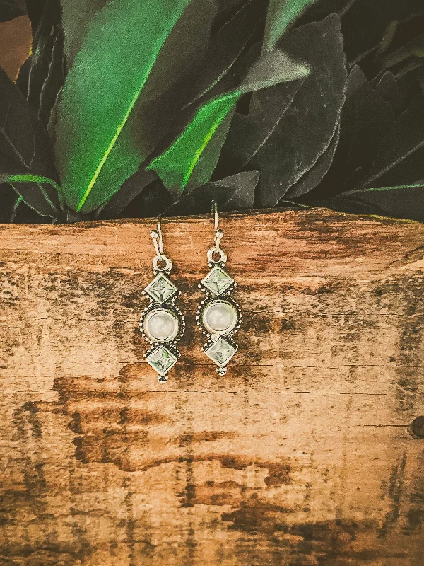 Women's statement dangle earrings-Beautiful Green and Silver Drop Earrings