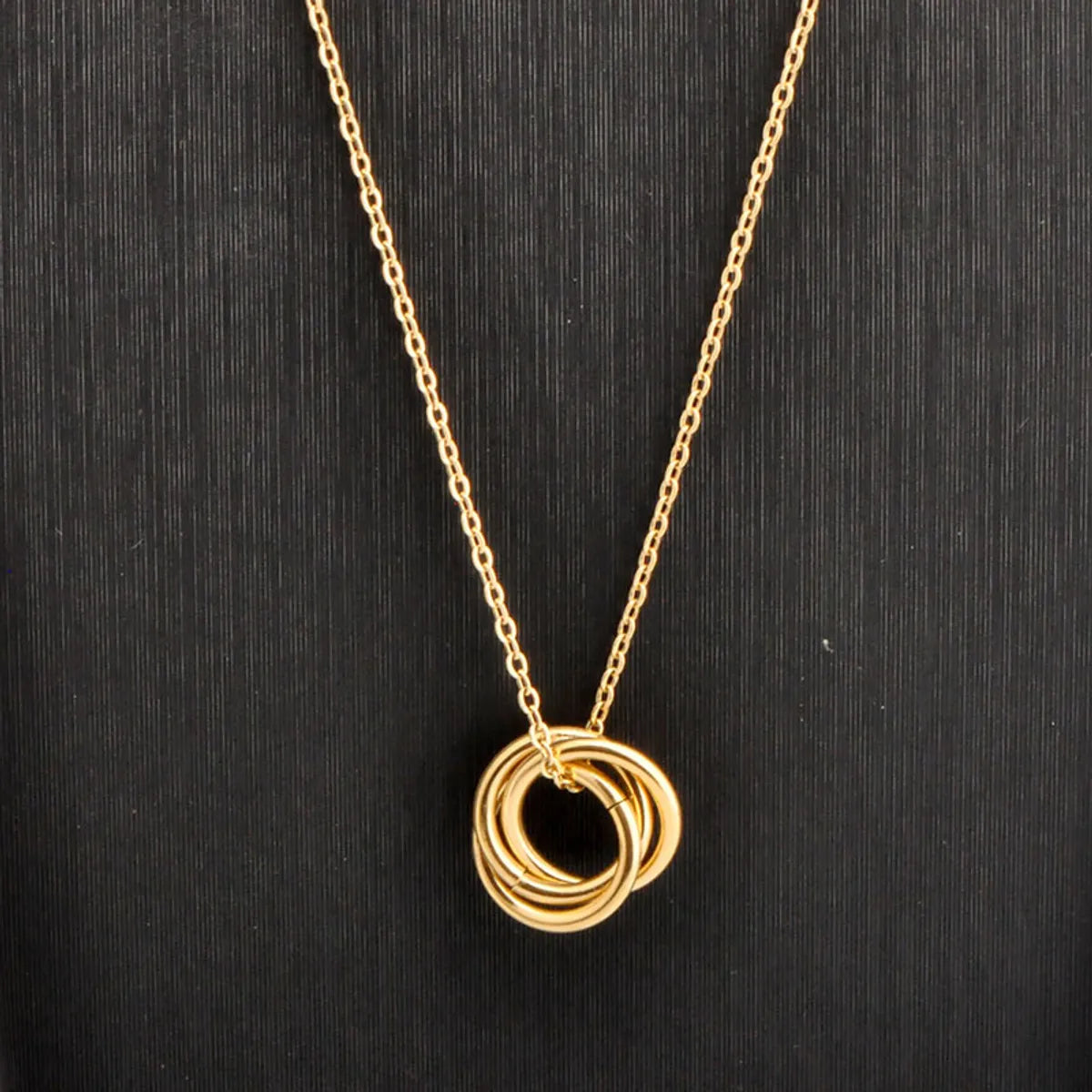 Women’s infinity necklace-Wholesale Simple Style Circle Titanium Steel Necklace