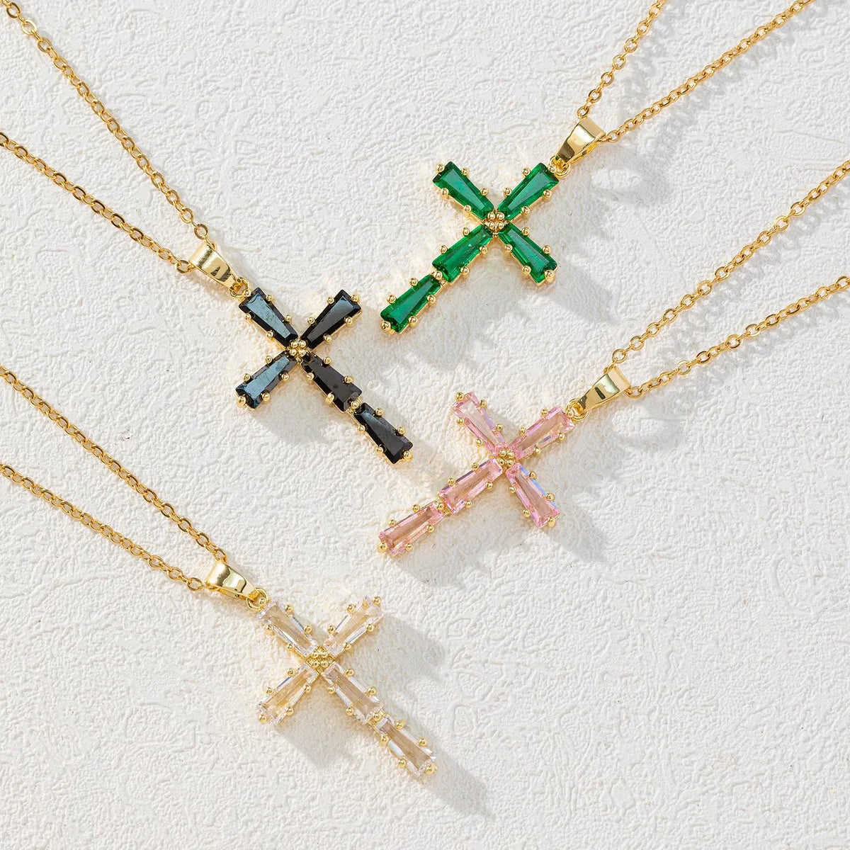 Women’s gift necklace-Simple Style Cross Copper Plating Inlay Artificial Crystal Pendant Necklace