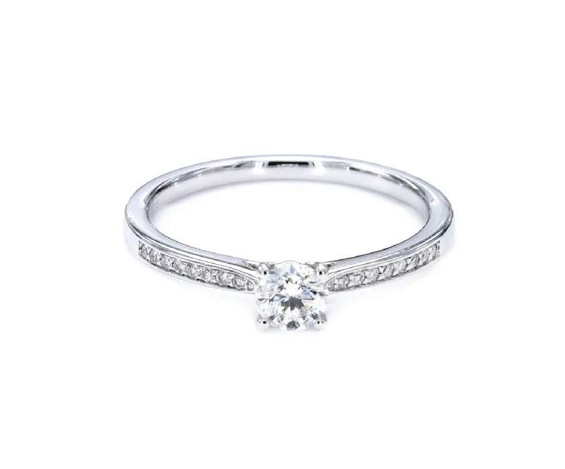 Women’s platinum engagement ring-GIA Certified Round White Diamond Ring