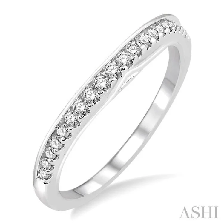 Women’s two-tone engagement ring-1/4 Ctw Round Cut Diamond Wedding Band in 14K White Gold