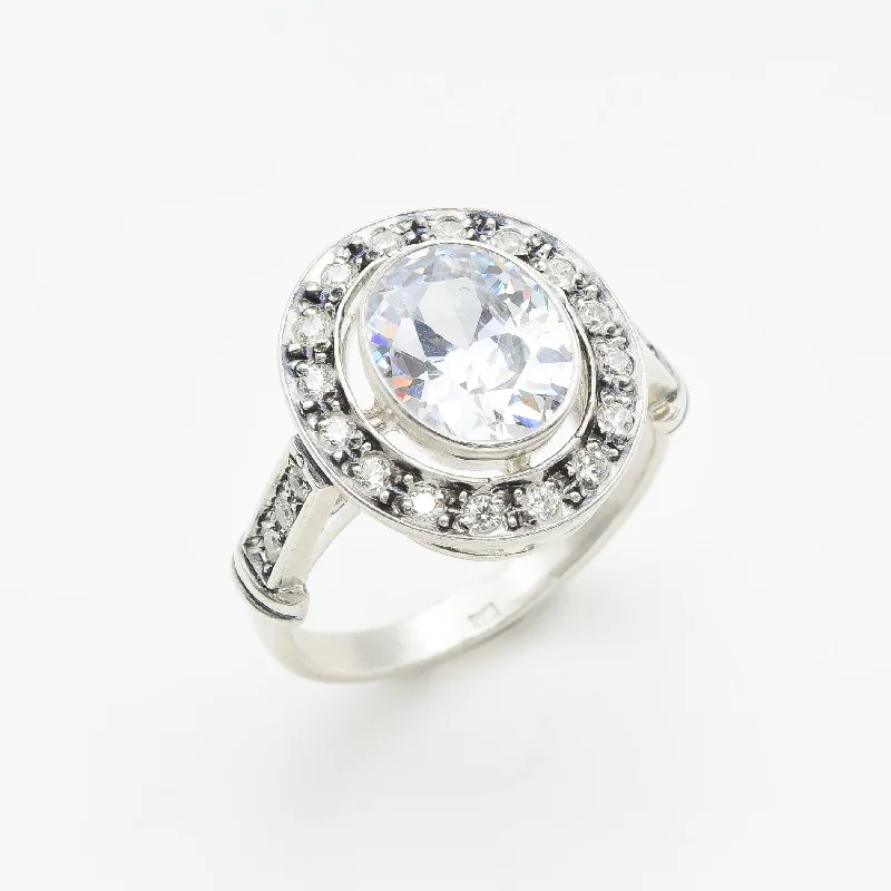 Women’s elegant engagement ring-Vintage Diamond Ring - Sparkly Bridal Ring - Diamond Statement Ring