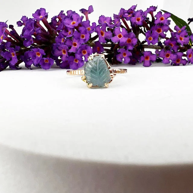 Women’s gemstone-studded ring-14k Blue Tourmaline Leaf Ring