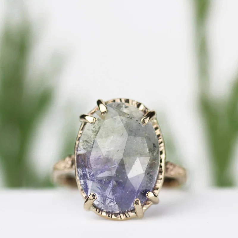 Women’s ring intricate craftsmanship-Tanzanite Stardust Ring 14k Yellow Gold