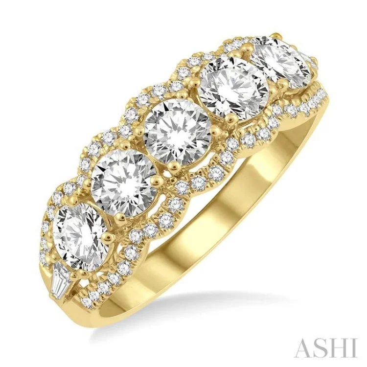 Women’s engagement ring with diamonds-1 1/2 Ctw Baguette and Round Cut Diamond Fashion Ring in 14K Yellow Gold