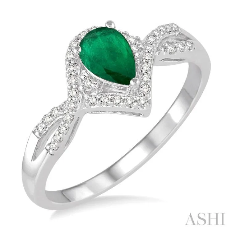 Women’s engraved engagement ring-6x4 MM Emerald and 1/6 Ctw Round Cut Diamond Ring in 14K White Gold