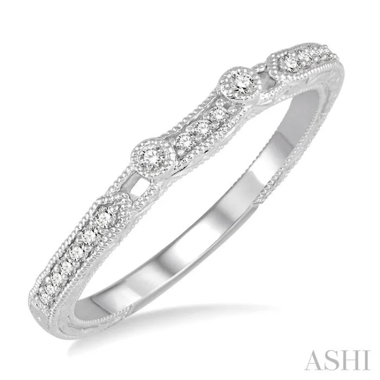 Women’s luxurious engagement ring set-1/10 Ctw Round Cut Diamond Wedding Band in 14K White Gold