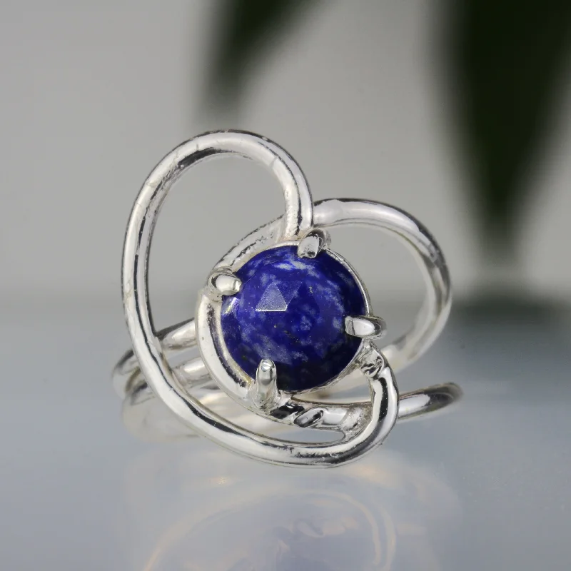 Women's ring fashion pairing-Blooming Lapis Ring