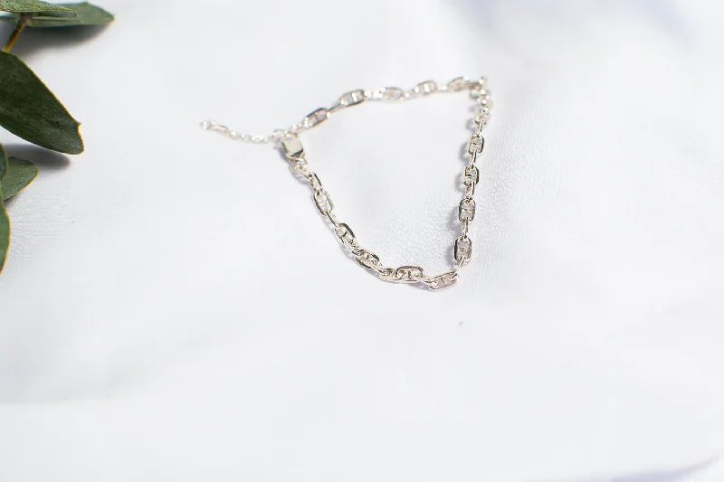 Women's delicate bracelet-THE PIPER BRACELET